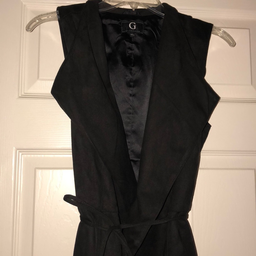 Sleeveless cardigan!